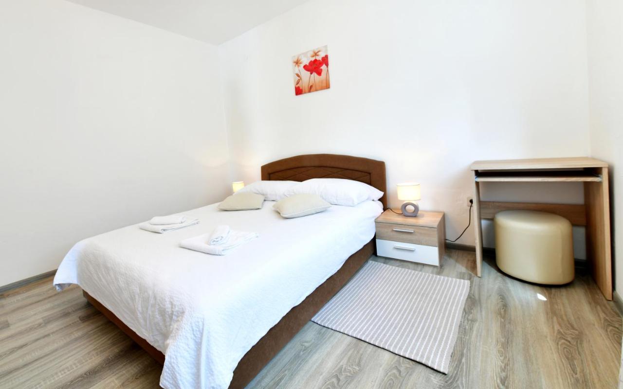 Apartman Dorijan Rakovica Exterior foto